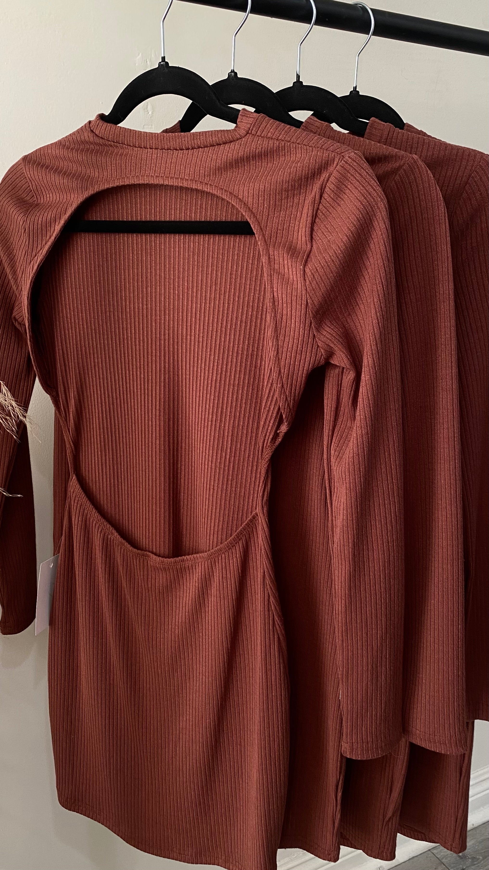 Becky "Peek a Boo" Dress (Cinnamon)